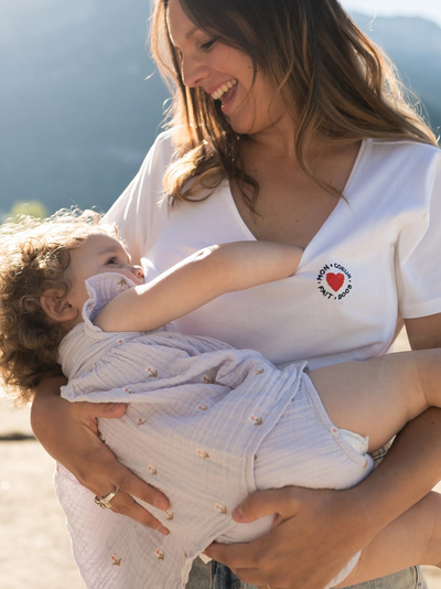 T-shirt allaitement blanc ‘mon cœur fait boob’